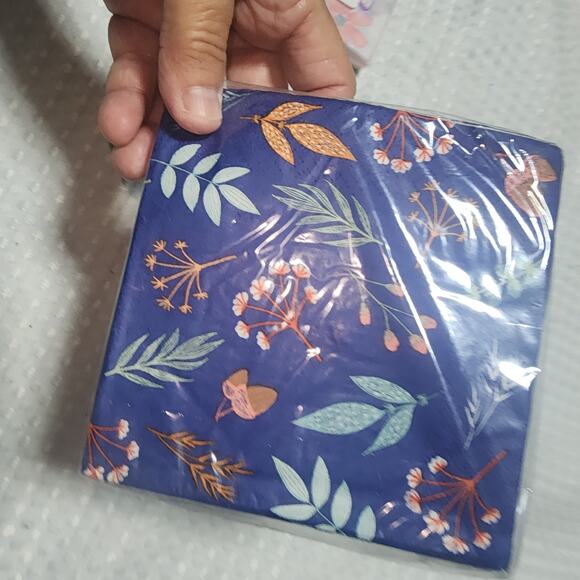 AMSCAN NWT COCKTAIL NAPKINS  FALL GATHER 40 PK - Picture 1 of 2